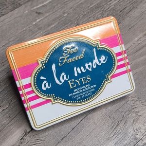 TOO FACED A La Mode Eyeshadow Palette!